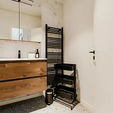 Gorgeous Duplex In Old Centre