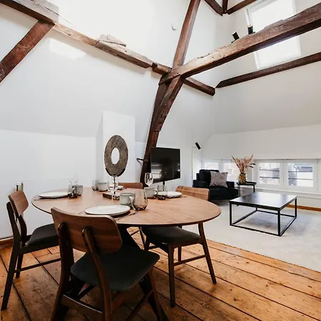 Gorgeous Duplex In Old Centre Apartment